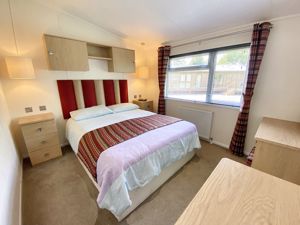 Bedroom- click for photo gallery